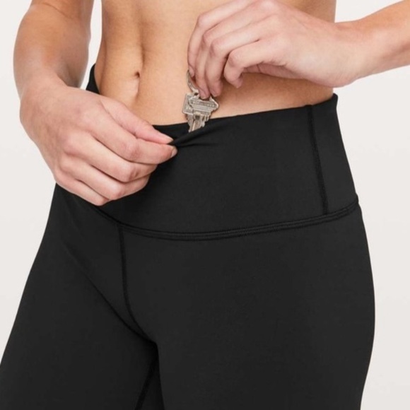 Lululemon Wunder Under Crop Black 6 - Picture 3 of 7